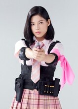 石井杏奈演じる門脇松子。