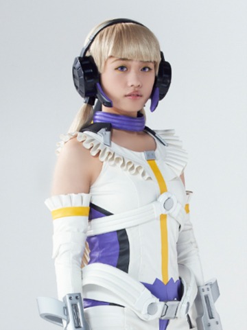 石田桃香演じるシャーロット。