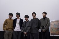 左から三澤拓哉、永嶋柊吾、森優作、中崎敏、守屋光治。