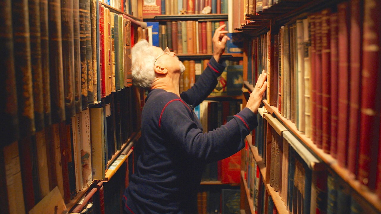 本にグラスを置いたら死刑？ドキュメンタリー「ブックセラーズ」予告編