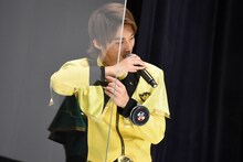 海辺で漂流するシーンの撮影を回想する木原瑠生。