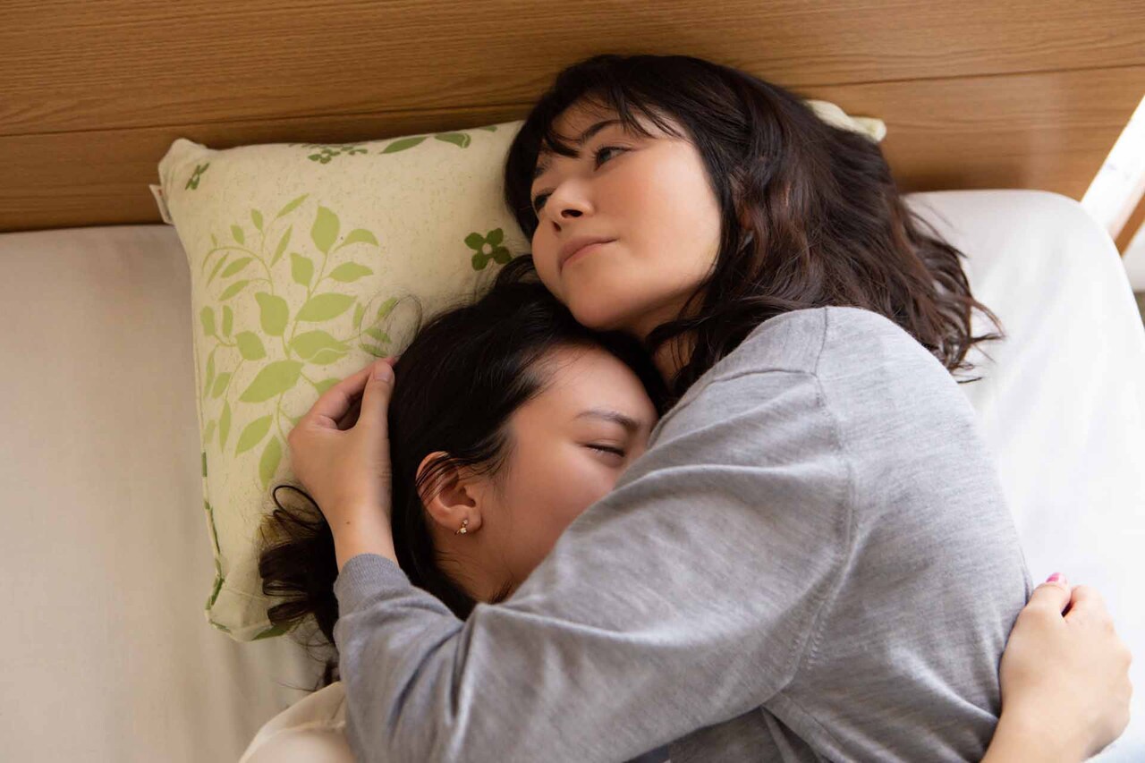 彼女 プレス さとうほなみ 水原希子 水原希子＆さとうほなみ、気持ちをぶつけ合う『彼女』予告＆キー