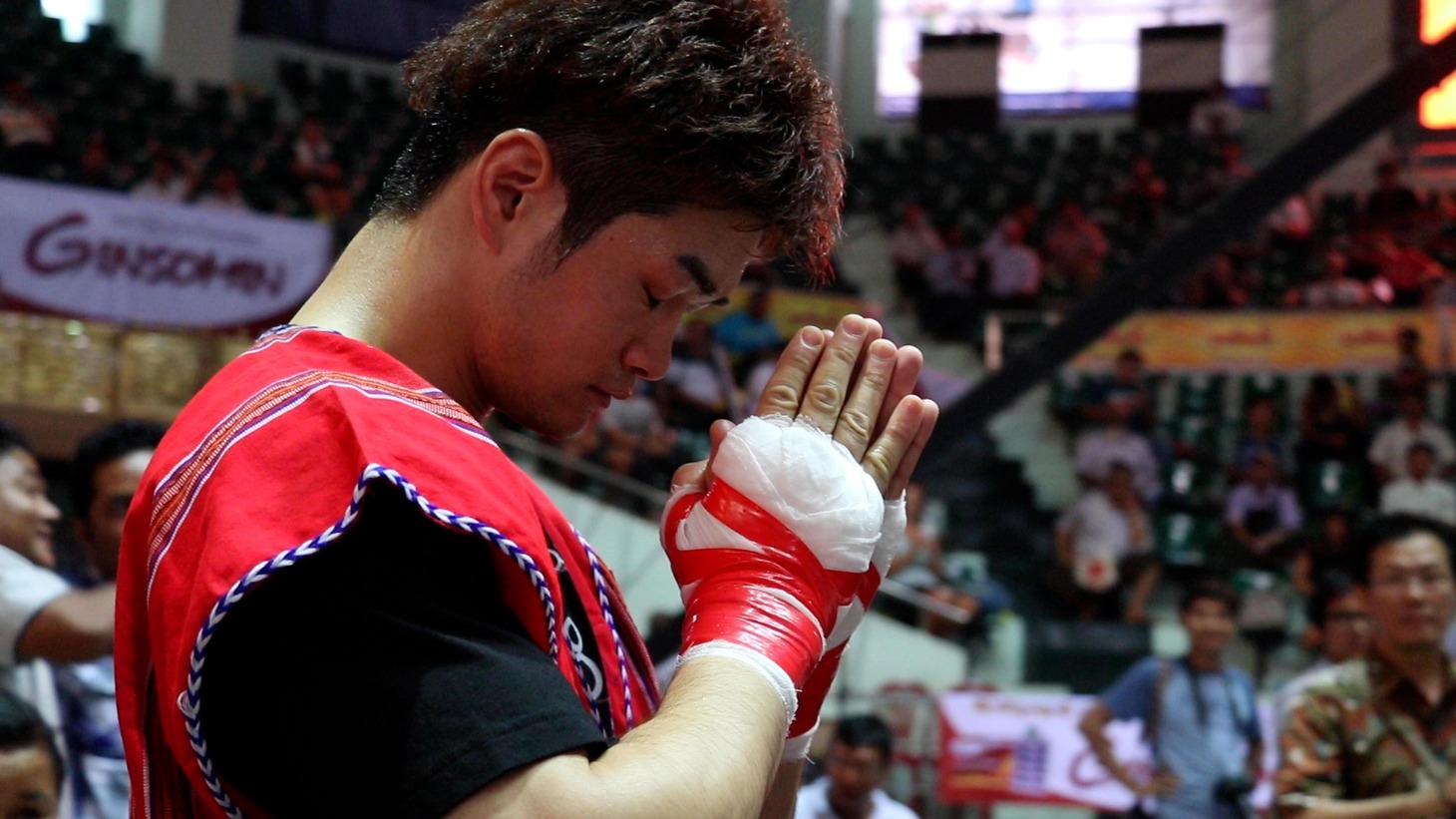 「迷子になった拳」