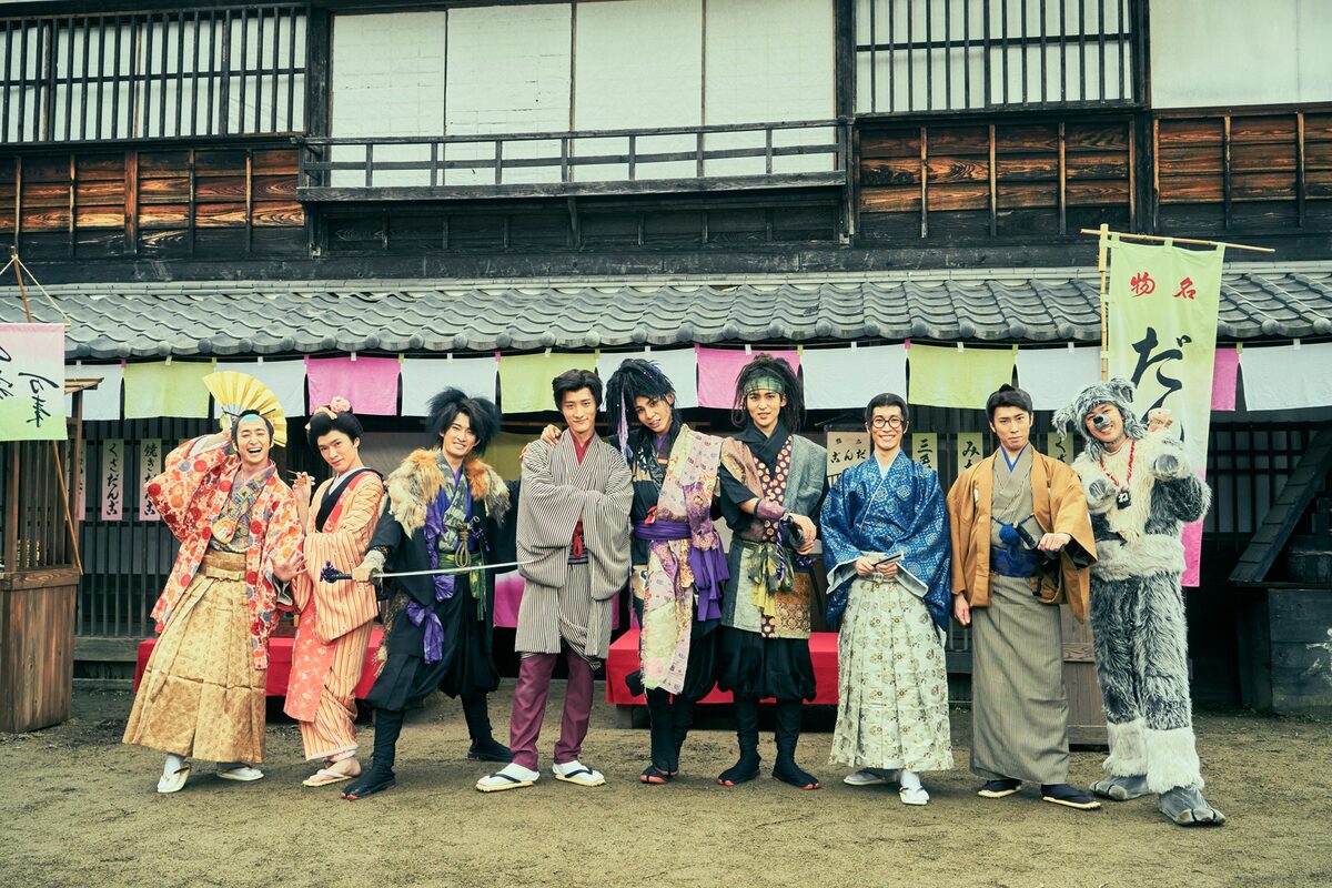 滝沢歌舞伎 Zeroが興収億突破 Snow Manのほのぼのオフショット到着 映画ナタリー