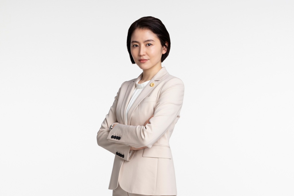 水野直美を演じる長澤まさみ。