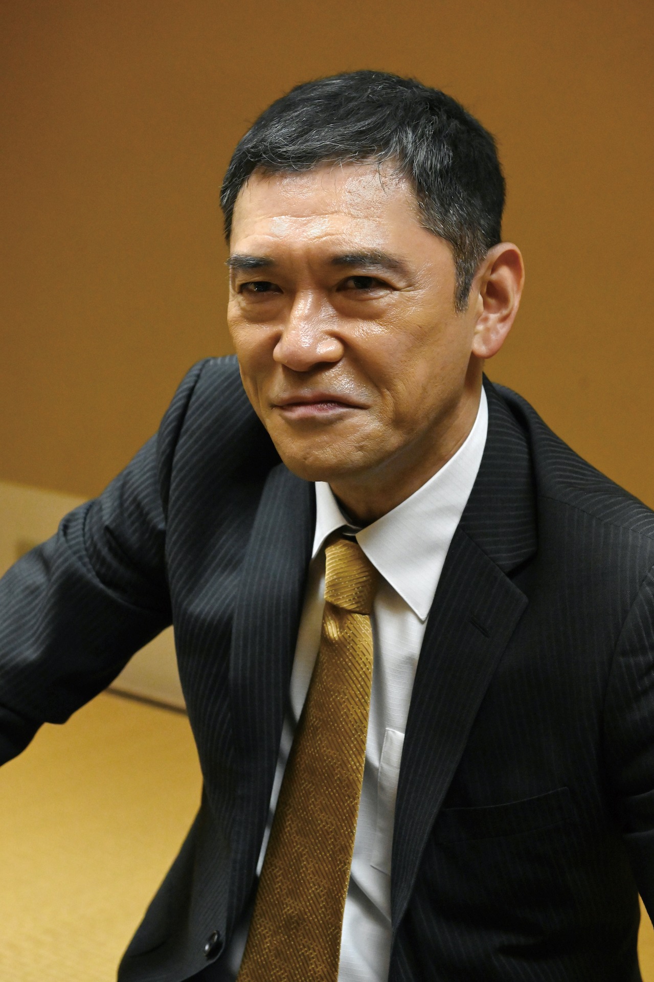 杉本哲太演じる三谷宗久。
