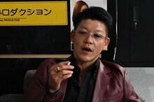 駿河太郎演じる鳥羽。