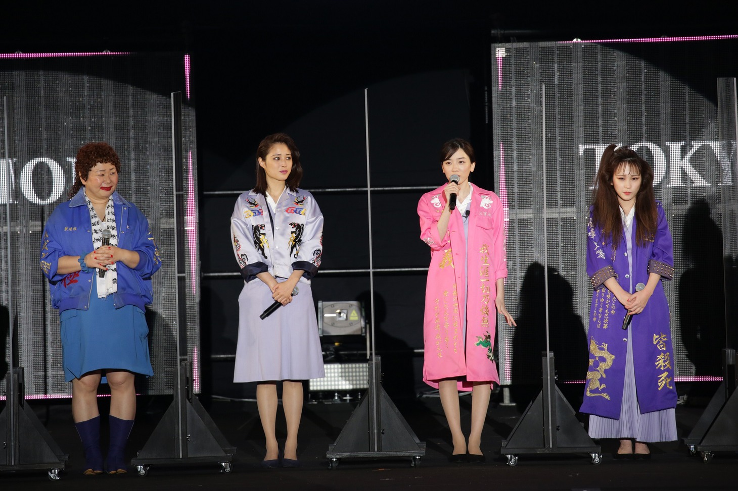 左から大島美幸、広瀬アリス、永野芽郁、川栄李奈。 (c)マイナビ 東京ガールズコレクション 2021 SPRING/SUMMER