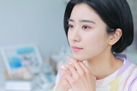 「ちむどんどん」黒島結菜オフショット