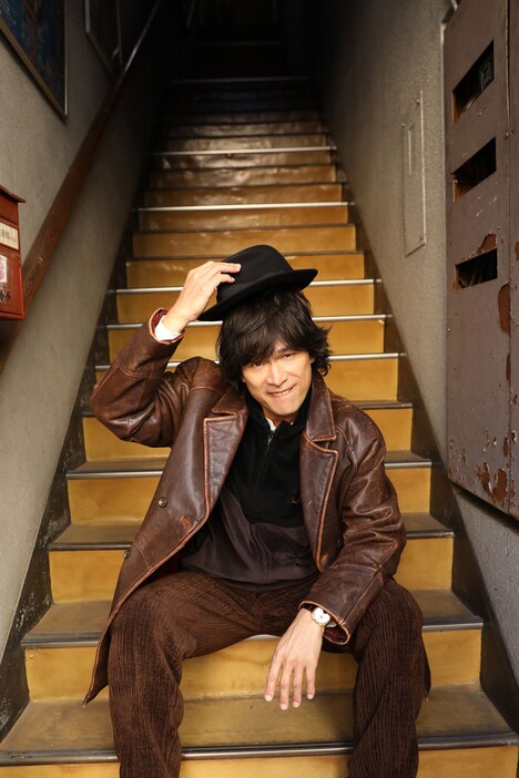 栗田一秋役の江口洋介。