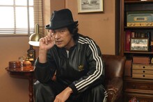 栗田一秋役の江口洋介。