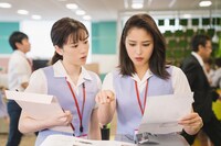 映画「地獄の花園」より。(c)2021『地獄の花園』製作委員会