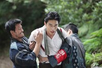 「菊とギロチン」