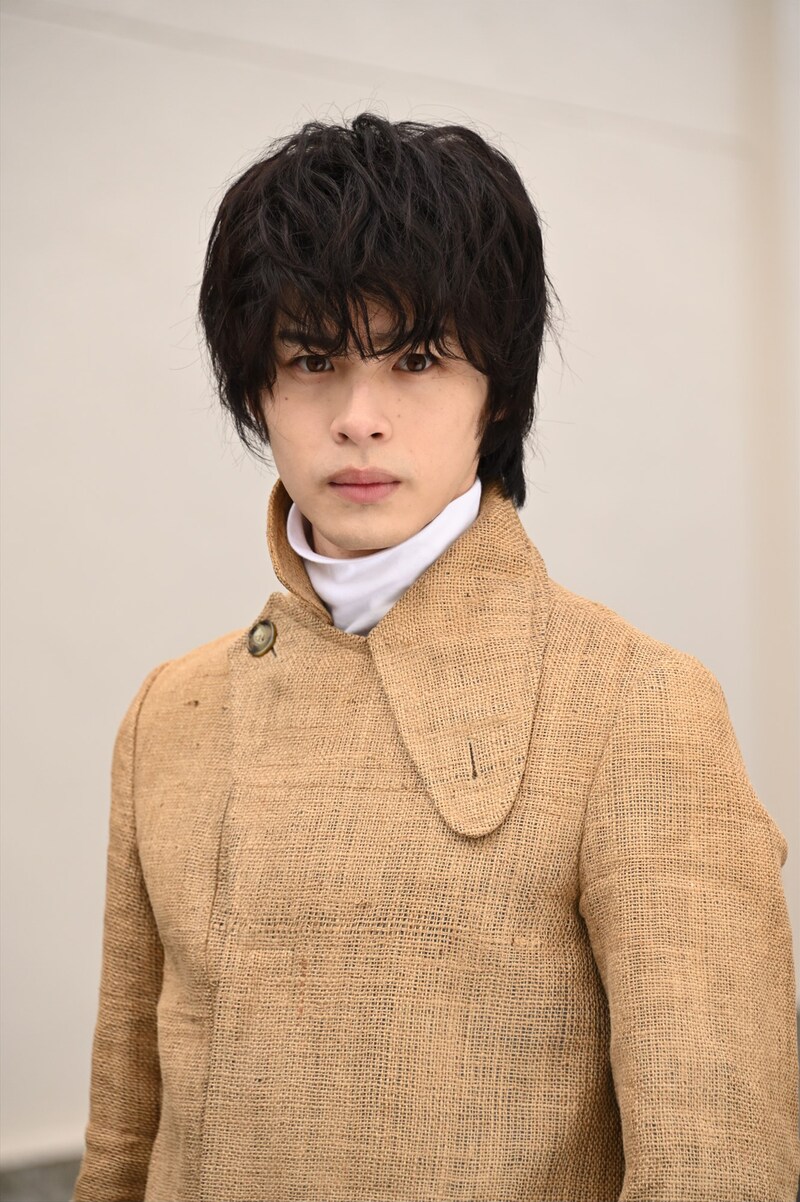 青木瞭演じる富加宮賢人。