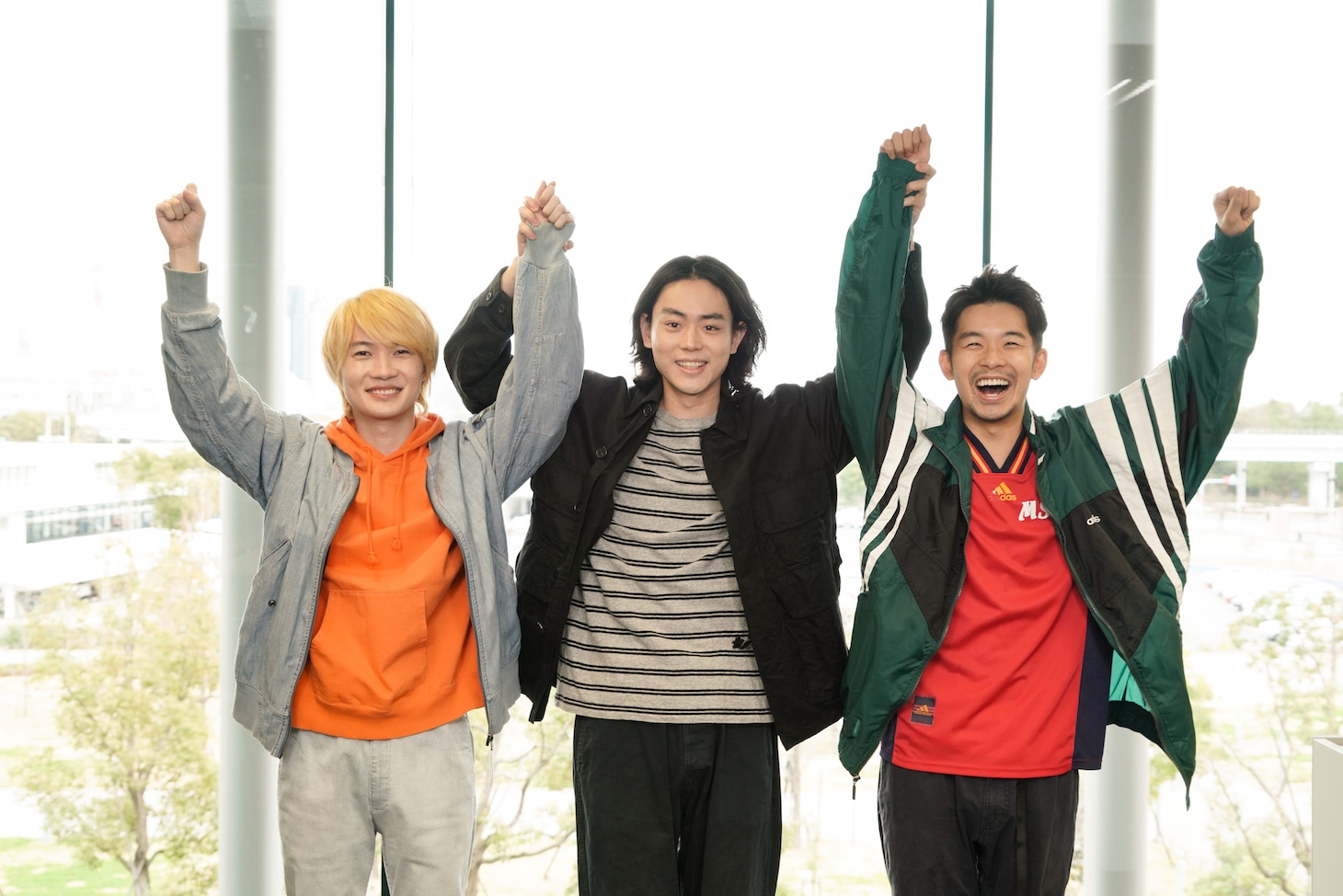 左から神木隆之介、菅田将暉、仲野太賀。