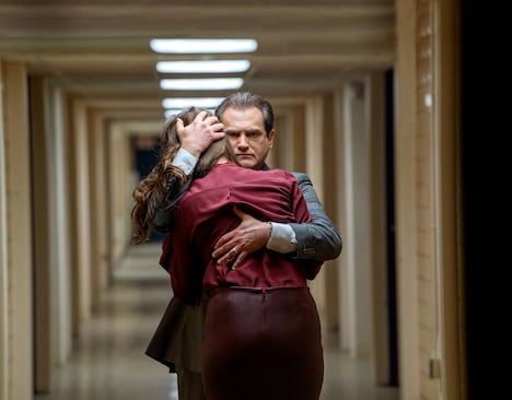 「Your Honor / 追い詰められた判事」