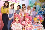 左から河野ひより、依田菜津、悠木碧、藤田ニコル、ファイルーズあい、三森すずこ。