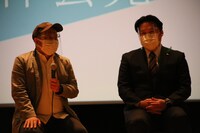 左から白石和彌、長野恭紘。