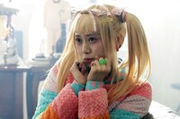 「取り立て屋ハニーズ」