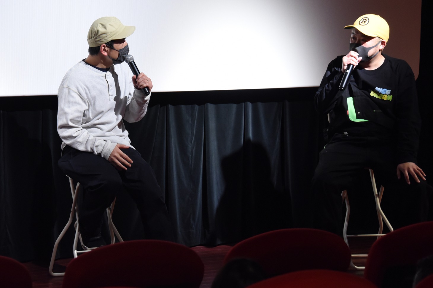 左からANI（スチャダラパー）、サイプレス上野。