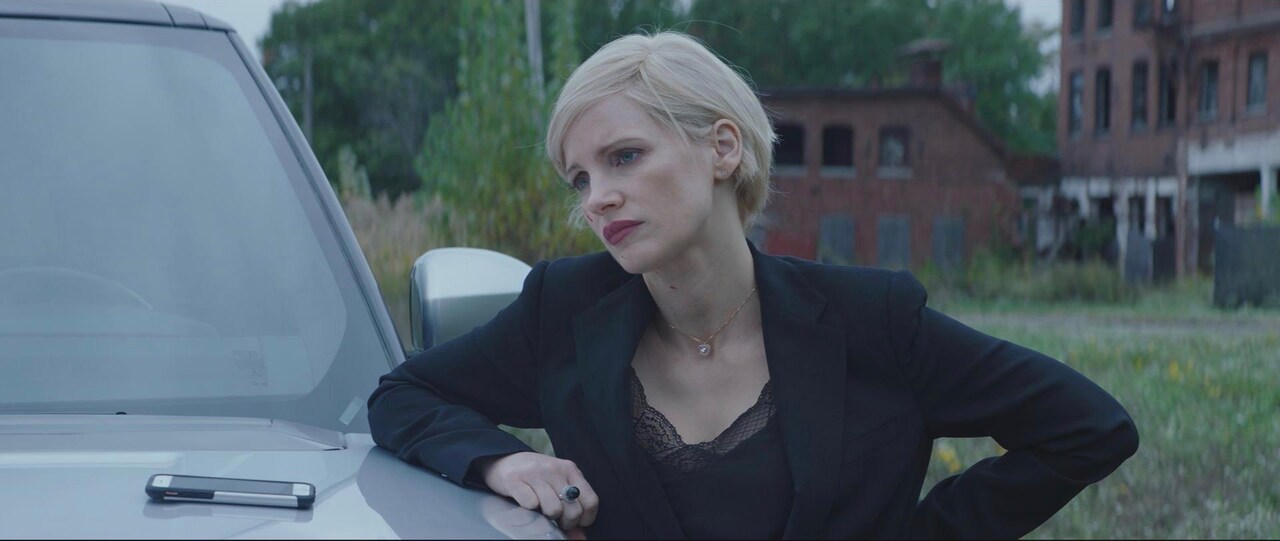 「AVA／エヴァ」新場面写真