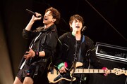 「FAKE MOTION 2021 SS LIVE SHOW」の様子。