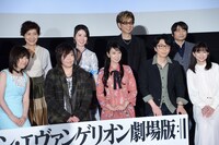 上段左から山口由里子、三石琴乃、山寺宏一、石田彰。下段左から林原めぐみ、緒方恵美、宮村優子、岩永哲哉、岩男潤子。