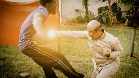 「アフリカン・カンフー・ナチス」