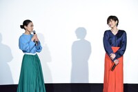 左から奈緒、吉瀬美智子。