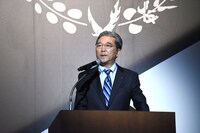 東映代表取締役社長・手塚治。