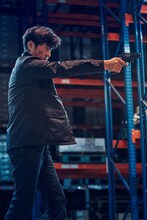 「ザ・バッド・ガイズ」新場面写真。オ・グタク役のキム・サンジュン。