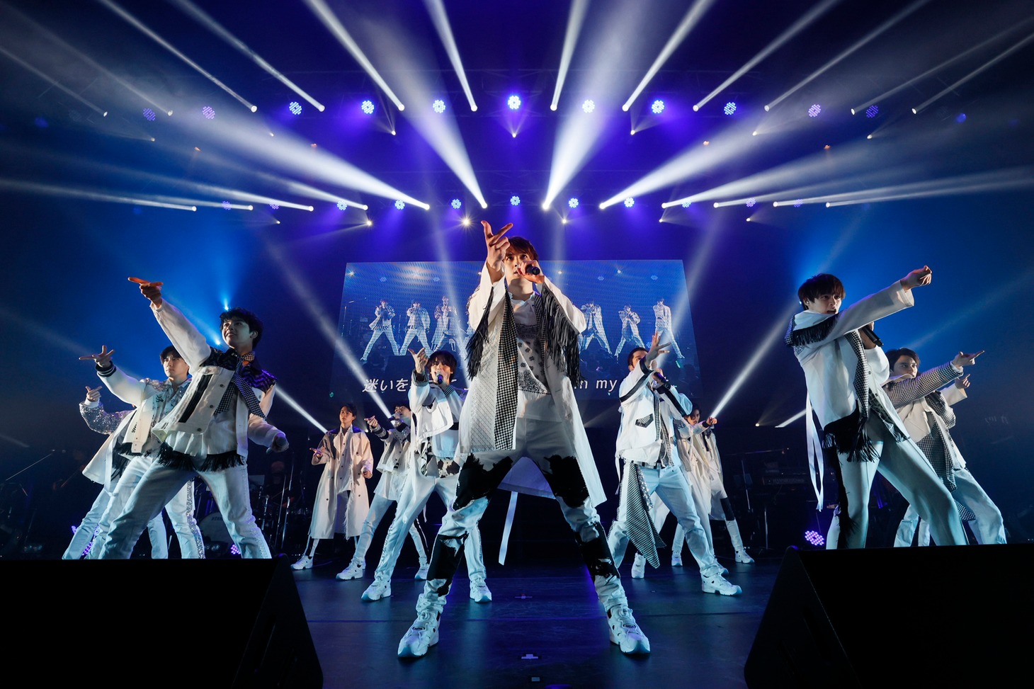 「Amuse Presents SUPER HANDSOME LIVE 2021 “OVER THE RAINBOW”」の様子。