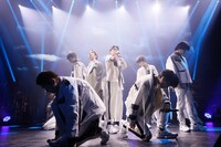 「Amuse Presents SUPER HANDSOME LIVE 2021 “OVER THE RAINBOW”」の様子。