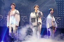 左から甲斐翔真、小関裕太、太田将熙。