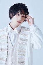 植田圭輔演じる育田悠輔。