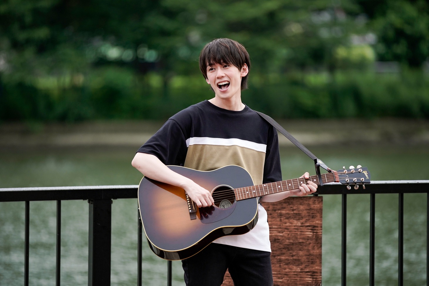 「僕が君の耳になる」新場面写真