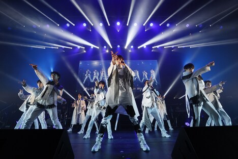 「Amuse Presents SUPER HANDSOME LIVE 2021 “OVER THE RAINBOW”」より。
