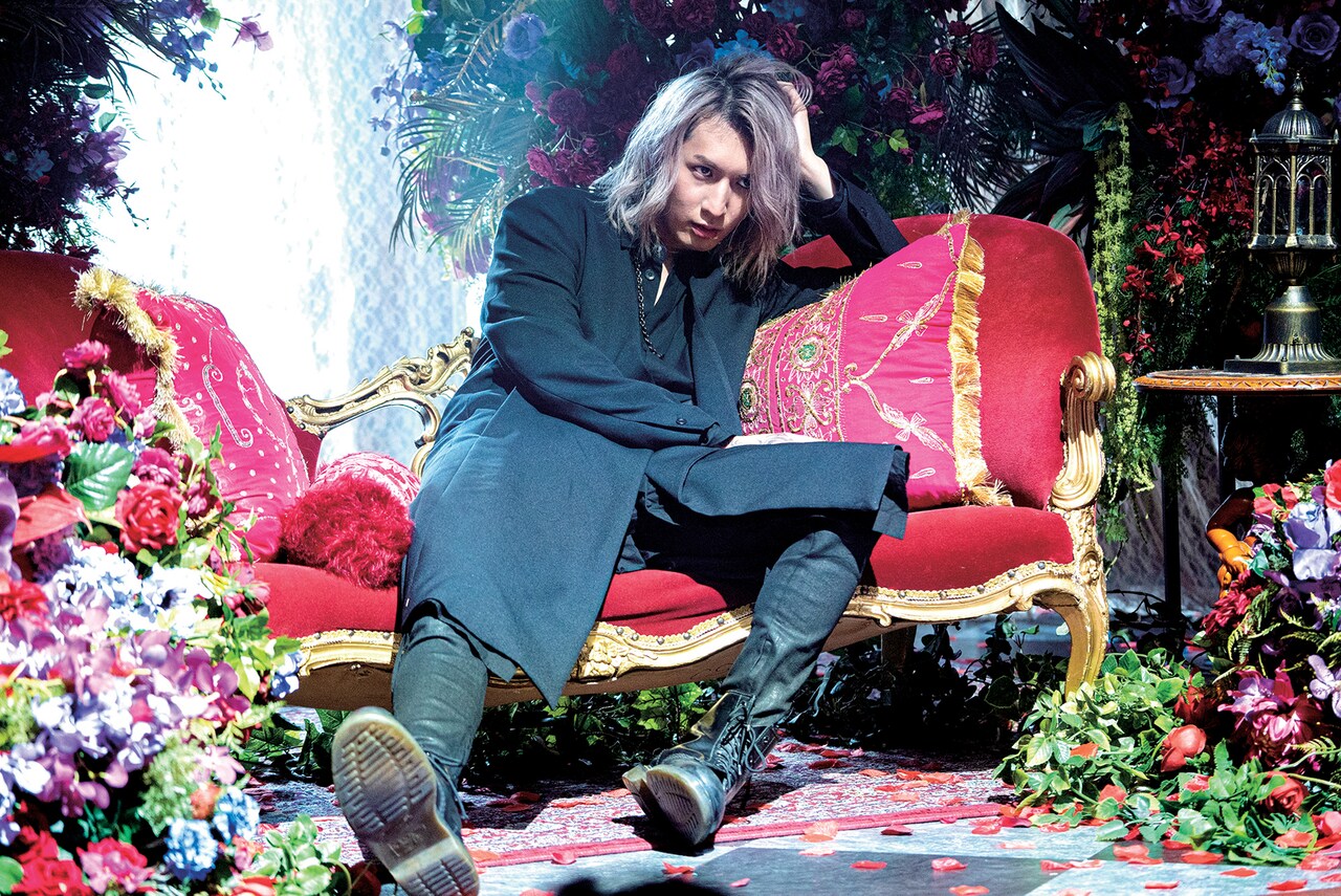 最凶ギャンブラー藤井流星が玉座に、「賭ケグルイ」新カット