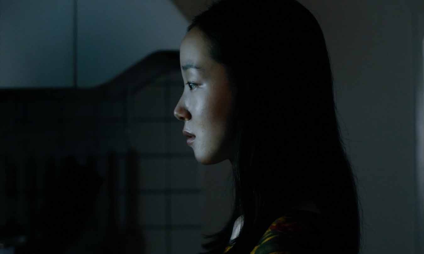 「彼女来来」