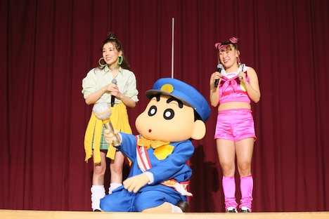 「映画クレヨンしんちゃん 謎メキ！花の天カス学園」公開直前イベントの様子。