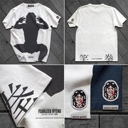 「クレージー・モンキー 笑拳」の公式Tシャツ（バニラホワイト）。