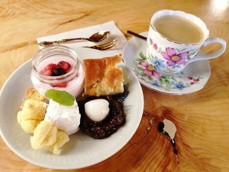 付知ばあちゃんちで提供されるデザートメニューのイメージ。