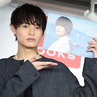 兵頭功海が“家に転がり込んでくる”カレンダー発売、「できれば快適な場所に置いて」