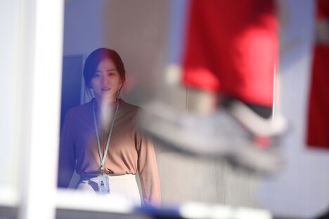 「めまい 窓越しの想い」新場面写真