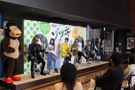 「ゾッキの日」にて、ボートレース蒲郡でのトークショーの様子。