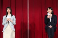 左から小坂菜緒、吉泉賀子。