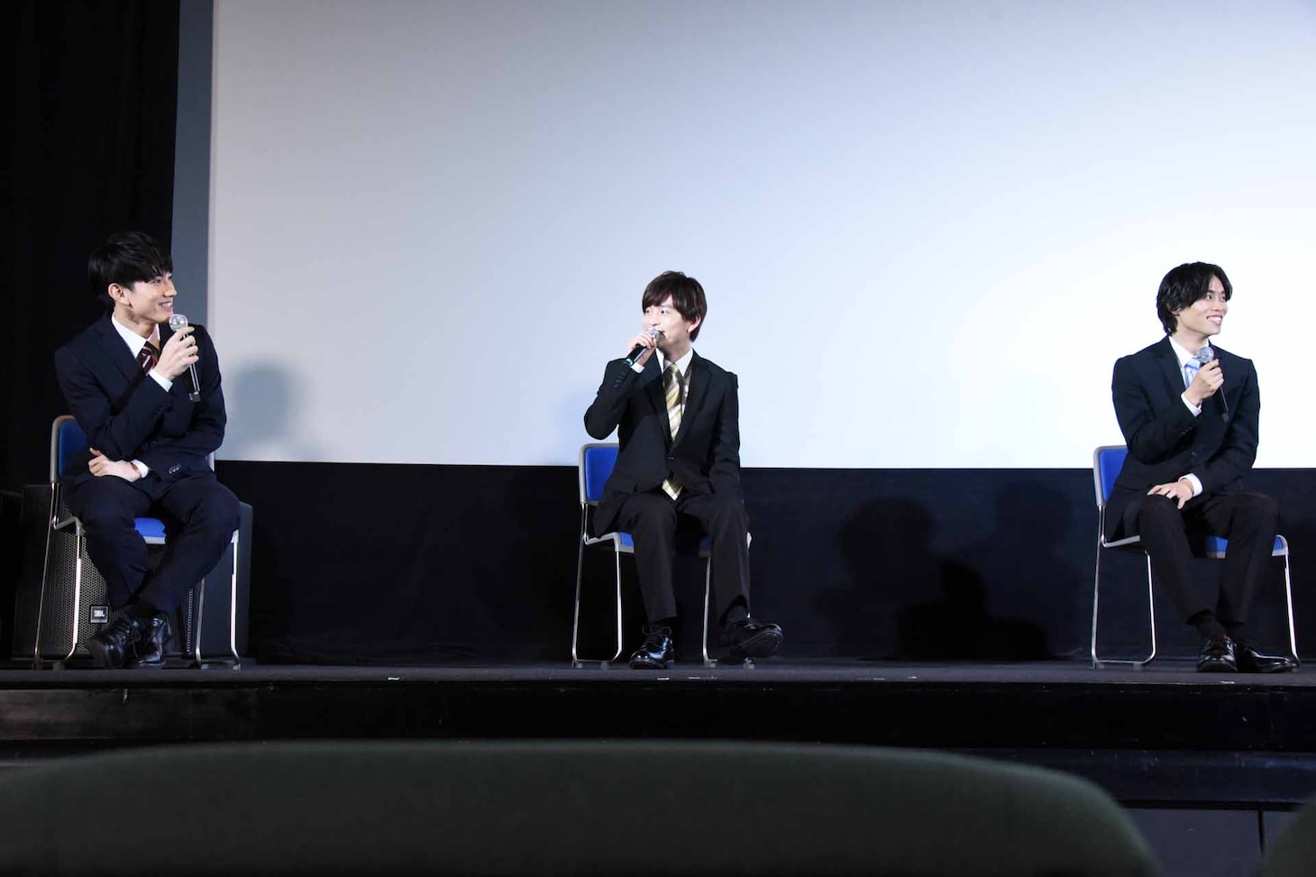 左から赤澤遼太郎、伊藤昌弘、太田将熙。
