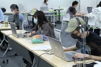 「ndjc：若手映画作家育成プロジェクト」での編集作業の様子。