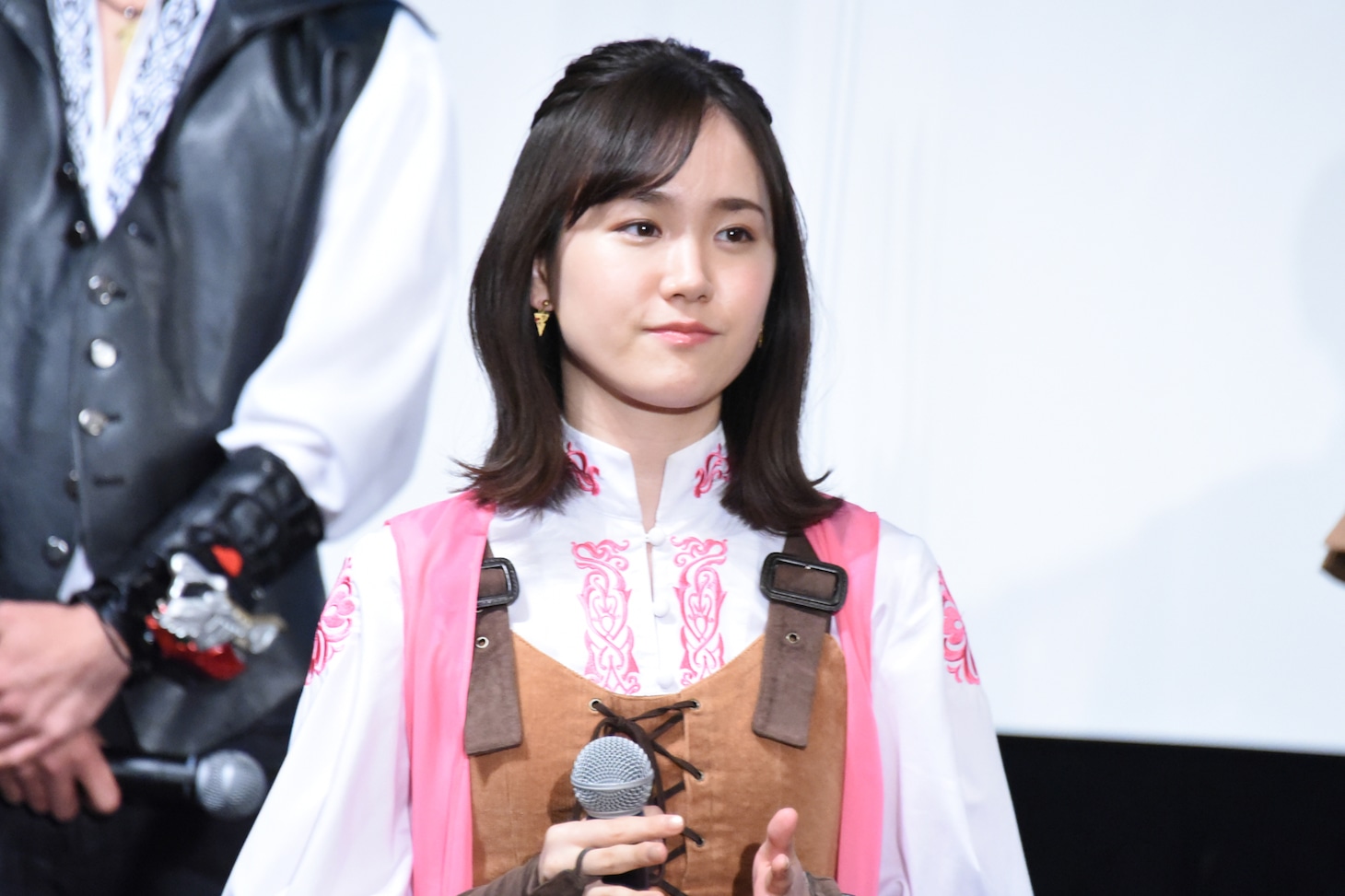尾碕真花