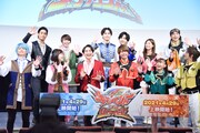 「魔進戦隊キラメイジャーVSリュウソウジャー」上映直前舞台挨拶の様子。